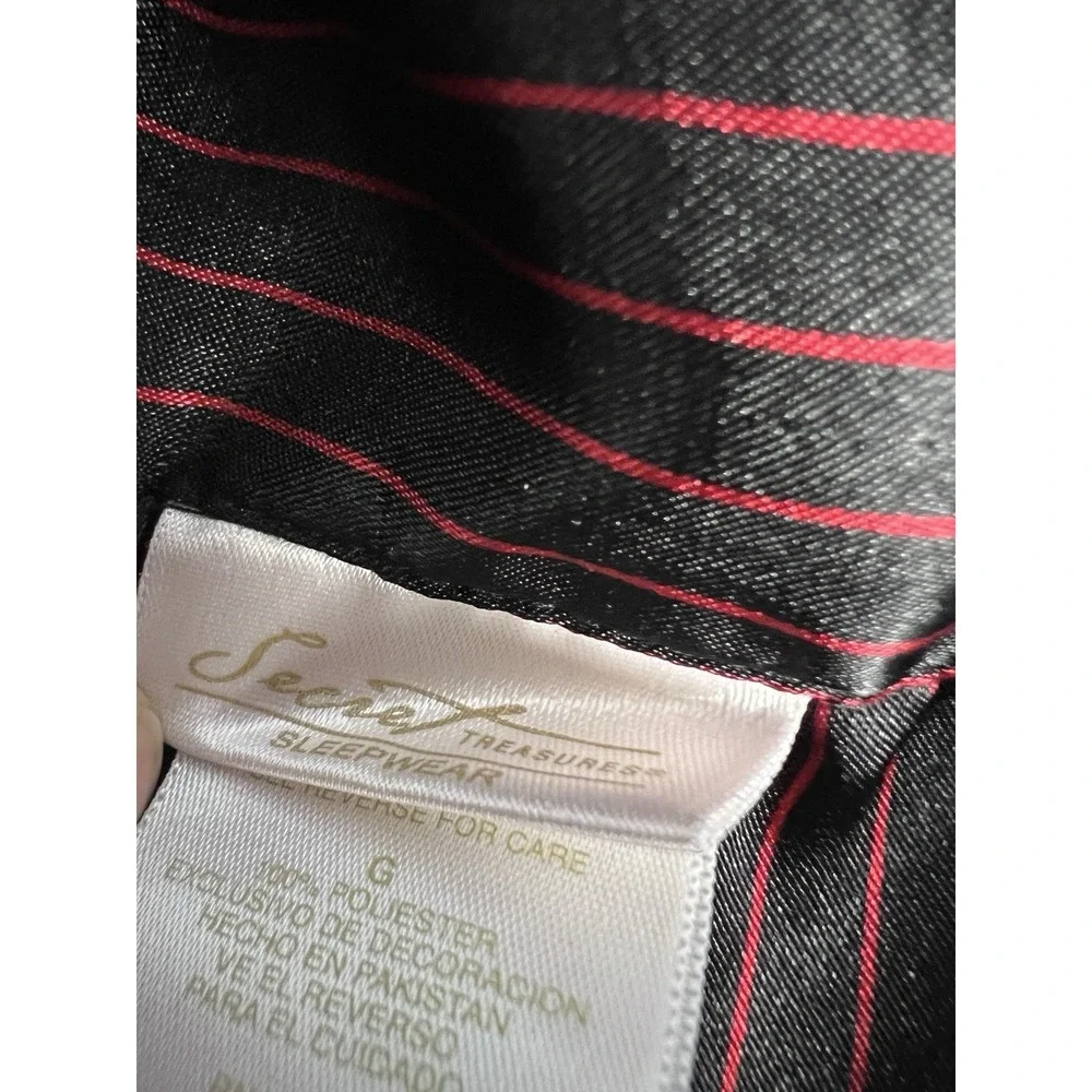 Secret Treasures Pajama Set Womens‎ Large Black Red Pinstripe Satin Long Sleeve